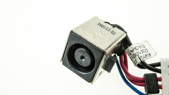 Роз'єм живлення PJ915 (Dell: E5450  series), з кабелем З аукціону