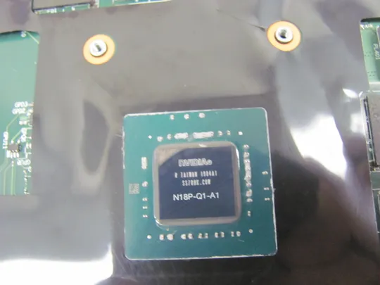 850-14 материнська плата  EP520 NM-B562 01YU211   i7-8750HQ   для Lenovo Thinkpad  P52 оригінал На торгах