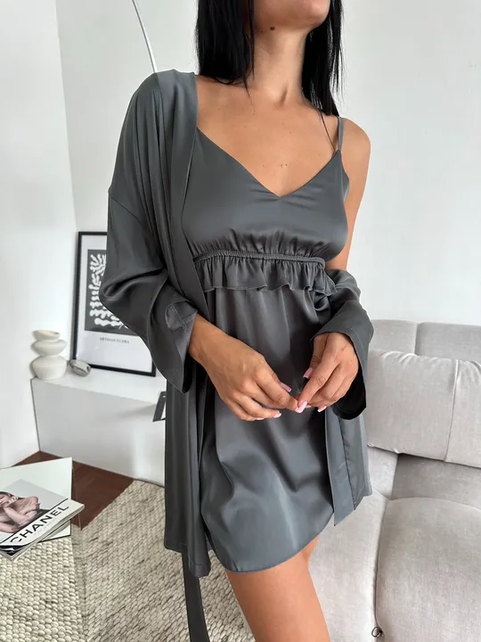 Шовковий комплект халат і сорочка  графіт сірий Продаж