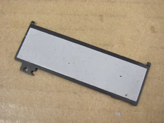 Купити номер0267-17 кріплення Фіксатор Скоби Закріплювач Механізм з'єднання fastening SSD  079W4M для Dell Precision 7750 7760 7550 7560 оригінал