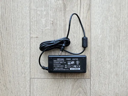 Універсальний блок живлення 12V 2A GFP241DA-1220 Ціна