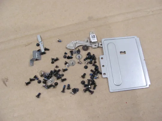 382-4 комплектуюче гвинти  для Dell Precision 7510 7520 P53F  оригінал Ціна