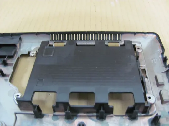 483-1 Кришка дно піддон корпуса BA81-10986A для SAMSUNG RF710 RC730 RF712 оригінал Характеристики