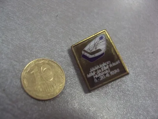 знак хоккей хельсинки 1974 ситалл №5557 Ціна