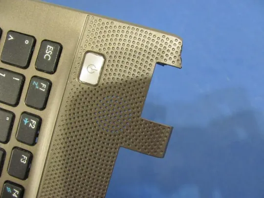 №235-8 панель палмрест 13N0-1BA0W11 з клавою для Medion Akoya E6412T оригінал Де купити