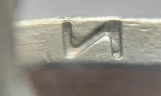 (6600) 1 гривня 2006 чотири викрошки на гурті : "2", "О", "Р", "И" (1 гривна 2006 брак) Де купити