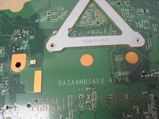 712-15 материнська плата РОБОЧА  DAZAAMB16E0 I3-6006U  для Acer Aspire E5 E5-774 E5-774G  оригінал Недорого