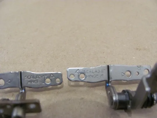 407-12 петлі   для  Samsung NP305 NP305E7A  305E   оригінал З аукціону