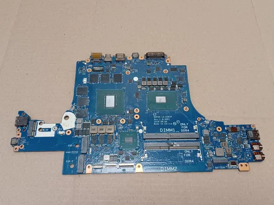 номер1058-18 материнська плата  BAP00 LA-D581P SR32Q i7-7700HQ для Dell Alienware 13 R3 Mainboard Материнка Основна плата Системна плата Плата системи Laptop motherboard мамка ноутбучна плата оригінал Ціна