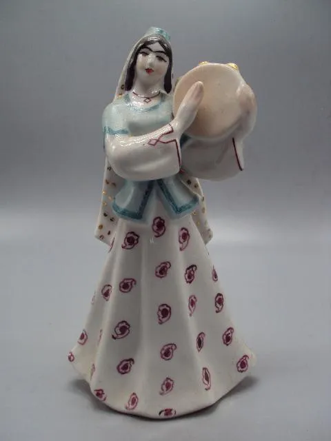 Фигура фарфор Киев девушка азербайджанка с бубном Восточный Азербайджанский танец 21,3 см №13918 Ціна