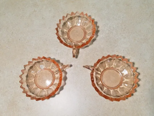 Купити Креманки розетки піалки міні набор 3шт карамельне кольорове старе скло Вживане