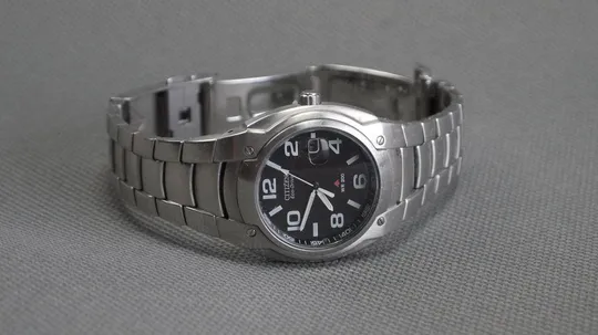 DIVER CITIZEN Eco-Drive 200м. дата литая нержавейка черный циферблат model:F110-s009080 Недорого