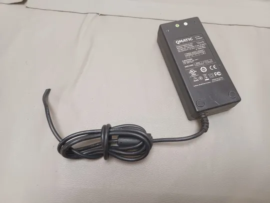 0953 адаптер живлення QMATIC EA11002B 19.24V 5.2A 100W НІМЕЧЧИНА Ціна