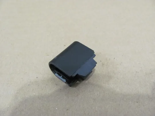 номер0206-9 заглушка петлі  для   HP 470 G1 450 G0, 450 G1, 455 G1, 544 G0  оригінал Де купити