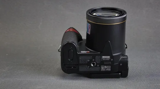 цифровой фотоаппарат Nikon Coolpix E8800 VR 10Mpix + 8.9-89.0mm/2.3-5.2 Zoom Nikkor ED x10 VR З аукціону