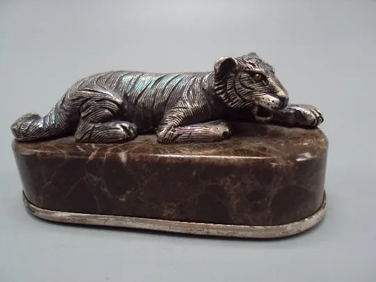 Фигура статуэтка тигр подкрадывается серебро 925 проба на подставке вес 209,67 г 4,2х8,4 см №13216 Ціна