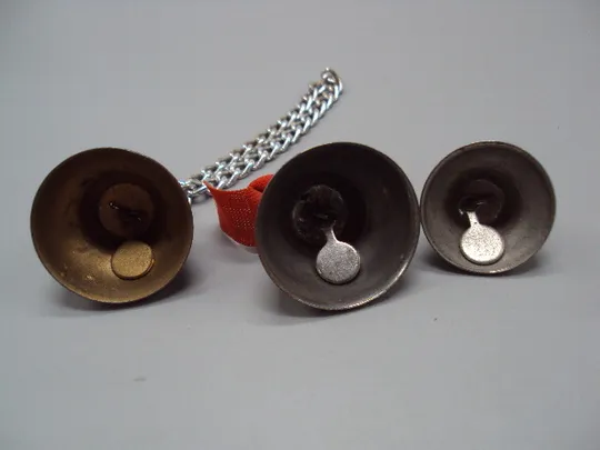 Колокольчик школьный лот 3 шт высота 2,2 см, 2 см, 1,7 см №16044 Продаж