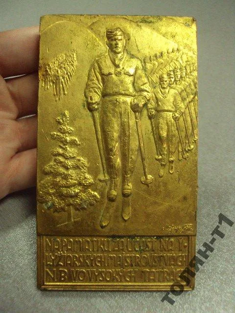 Купити медаль настольная плакетка память про учения в высоких татрах №10234