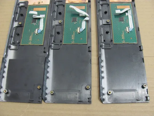 63-7 панель тачпаду 3IFH6PAJT00 дляFUJITSU A532 AH532 оригінал Де купити