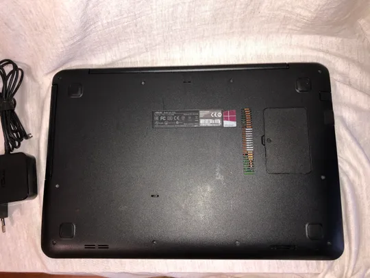 Купити Ноутбук Asus F555L i5-5200U/8gb/HDD 1TB/Intel HD5500