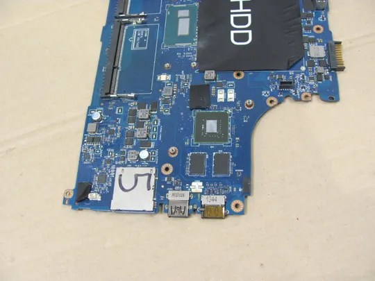 674-44 материнська плата  LA-A101P  i7-4600U SR1EA  для Dell Latitude  E5540 оригінал Продаж