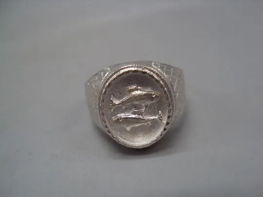 Мужской перстень кольцо овал зодиак Рыбы гороскоп серебро Украина вес 5,18 г размер 19 №15147 З аукціону