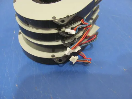 №239-9 Вентилятор (кулер, FAN) G61C0000S210 для TOSHIBA TECRA R850 оригінал Де купити