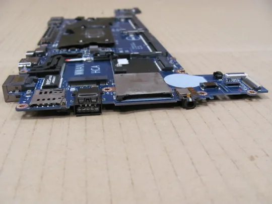 692-11 материнська плата SR2F0  i5-6300U AAZ50 LA-C451P для Dell Latitude E7270 7270 оригінал Де купити