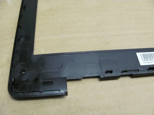 номер0557-8 рамка матриці 13N0-RLA0601 13NB04X1AP0401 для Asus R515 R515M R515S X553 XX092D оригінал На торгах