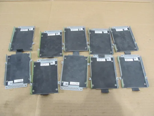 номер0220-4  кріплення шахта корзина HDD 0G074C 60.4X813.011 для Dell Latitude E5500  оригінал Недорого