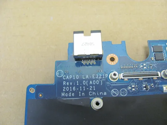 номер1000-7 материнська плата Mainboard Материнка Основна плата Системна плата Плата системи Laptop motherboard мамка ноутбучна плата CAP10 LA-E321P i7-7820HQ SR32N для Dell Precision 7710 7720 оригінал Продаж