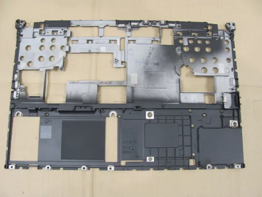 Купити 882-4 середня частина корпусу  AM16Z000400  для Lenovo Thinkpad P52 оригінал