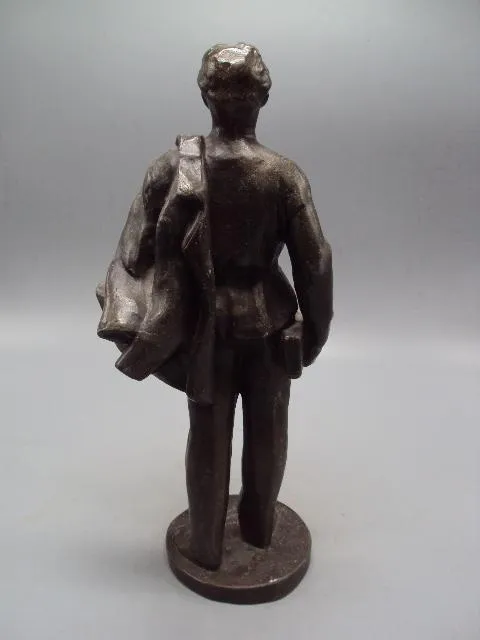 Фигура шпиатр статуэтка Ленин ульянов высота 29,3 см №13774 Де купити