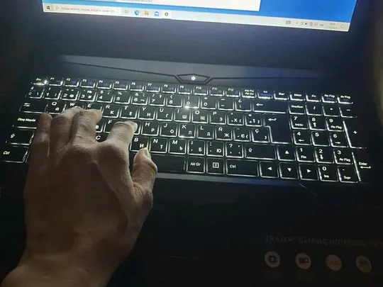 Ігрoвий ноутбукMediоn Erazer p6705. Intel Core i7-8750H GTX 1050Ti З аукціону