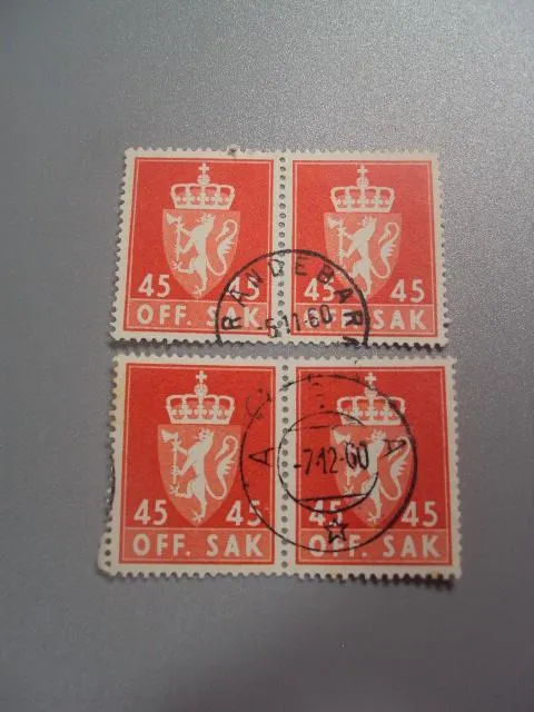 марки сцепки Норвегия 1955 г. Служебные марки. 45 э. стандарт лев корона лот гаш №1961 Ціна