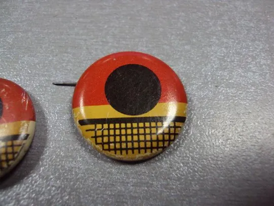 знак круглый мяч сетка прибалтийская серия лот 2 шт №2246 Продаж