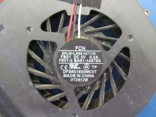 №100-12 система охолодження BA62-00627A FCN для SAMSUNG NP700G7C NP700G7A 700G оригінал Недорого