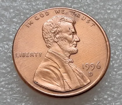 фото, (8105 ря) 1 цент 1996 D США - сліди прокату листа на аверсі та реверсі (полоси, хвилі)