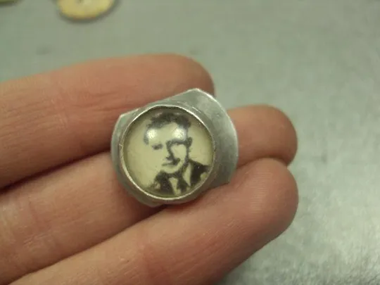 знак личности летчик космонавт №11814 З аукціону