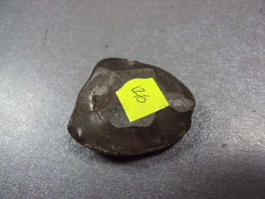 Камень хризоколл для ювелирных изделий вес 12,64 г размер 10 х 37 х 33 х 30 мм №13288 Де купити