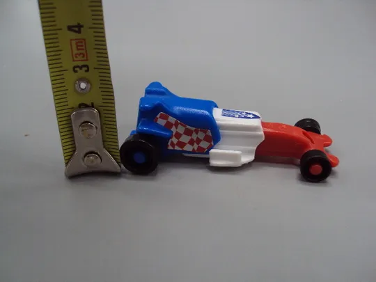 Фигурка киндер сюрприз VD080 Ferrero гоночная машинка автомобиль гонки №18600л Недорого