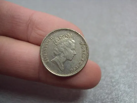 монета великобритания 5 пенсов 1990 №9589 З аукціону