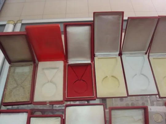 орден венгия футляр коробка к награде лот 15 шт  №8912 Продаж