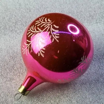 фото, Елочный шар с веточками, розово-красный, стекло, ссср