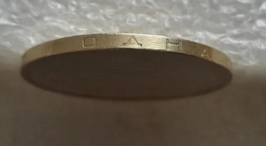 (7489) 1 гривня 2001 1АД1 широкий кант реверса - пелюстки наближені до канту (1 гривна 2001 1АД1) Продаж