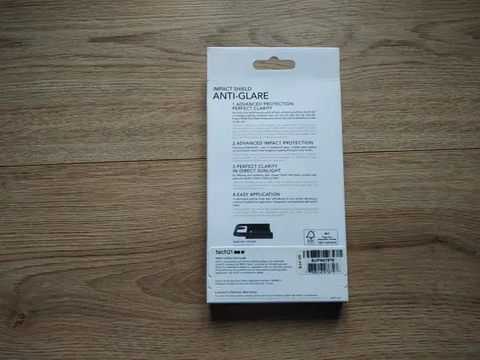 Протиударна плівка Tech21 Гнучке скло на iPhone 7 Plus Бронепленка З аукціону