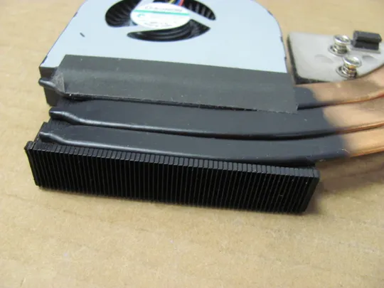 номер0904-10 система охолодження 0YJNJK AT1DJ003ZAL  для Dell Precision 7720 7710  оригінал Характеристики