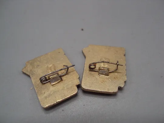 Купити Знак спорт юношеский 2 и 3 разряд бег бегун забег ссср лот 2 шт №17709