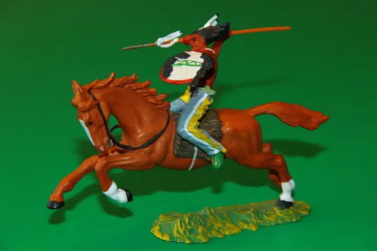 ІНДІАНЕЦЬ ІЗ СПИСОМ НА КОНІ  № 54658 индеец 70мм ELASTOLIN PREISER ФРГ Ціна