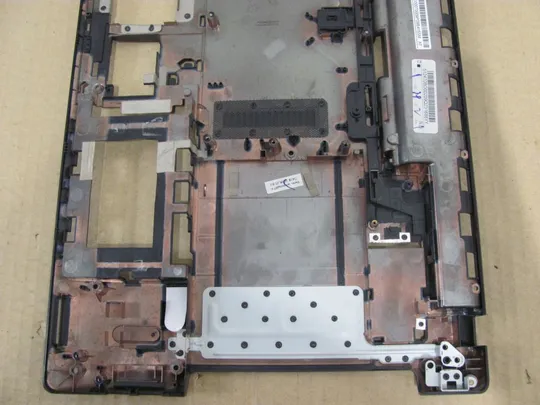 номер0256-16 Кришка дно піддон корпуса Нижний корпус(дно)для ноутбука низ дно поддон Нижняя часть AP0FO000700 для Acer Aspire 5742 5742G оригінал Характеристики